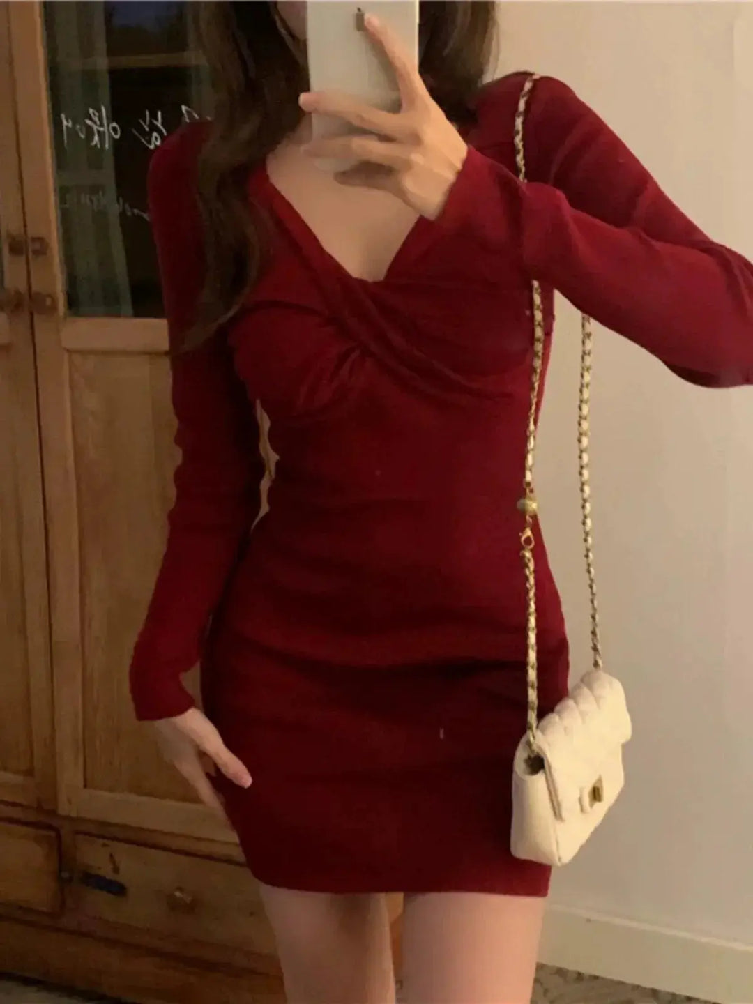 Waist Trimming Knitted Dress For A Slim Silhouette Elegant