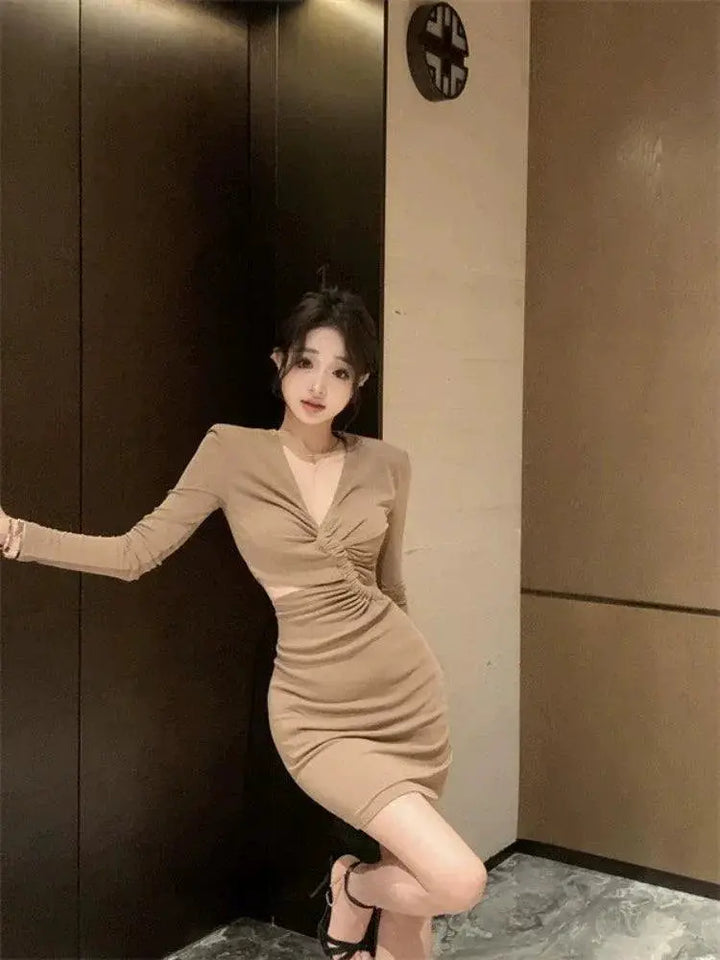 V Neck Pleating Slim Fit Dress Hollow Out Bodycon Chic