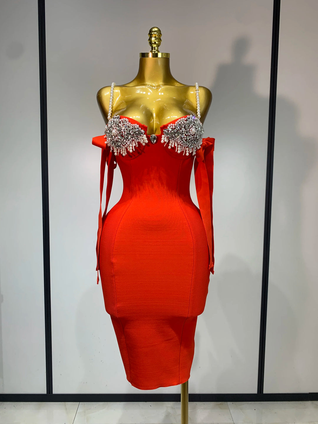 Women Sexy Backless Pearl Diamonds Crystal Bodycon Bandage Dresses Celebrity Elegant Evening Party Club Dress Vestido