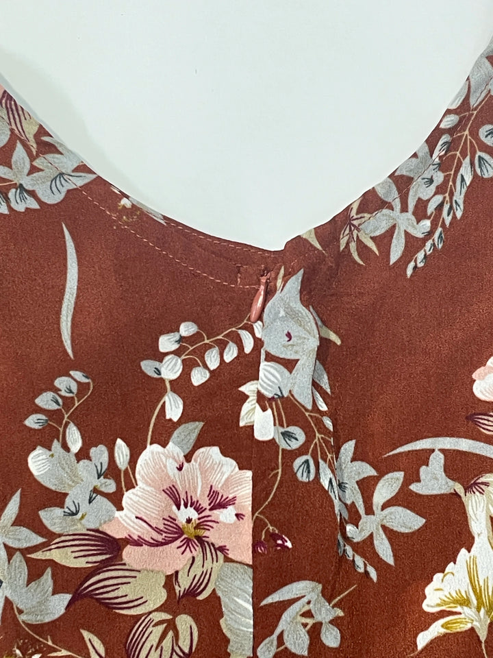 Elegant Tailored Floral Halter Dress For Summer