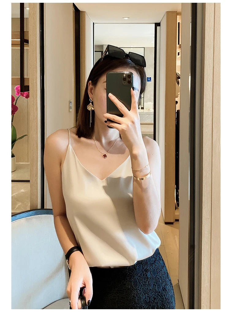 Women Sleeveless Chiffon V Neck Camisole