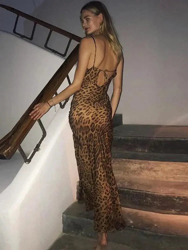 Julissa Mo Leopard Print V Neck Bodycon Dress Partywear