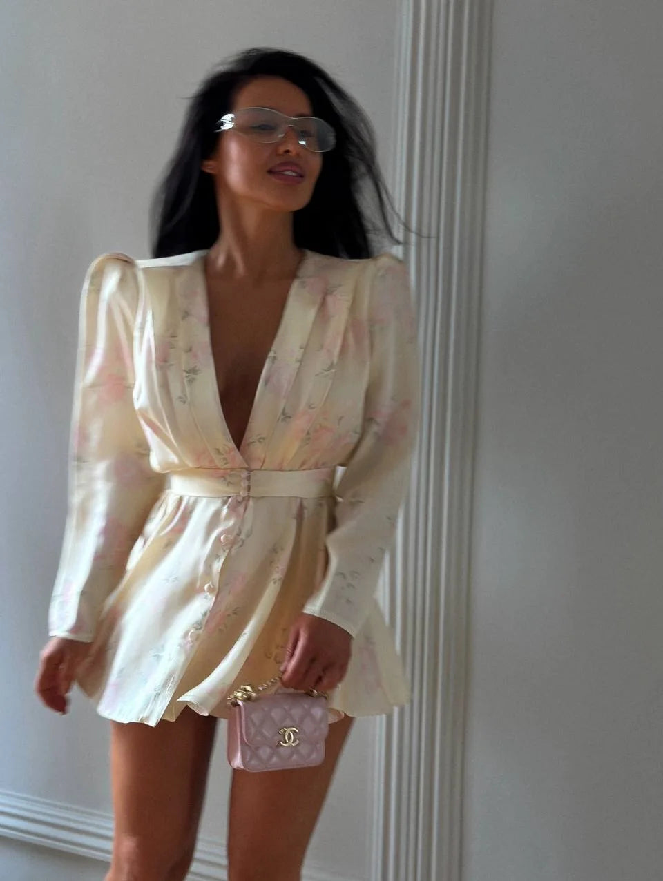 Flattering Printed V Neck Mini Dress Waist Cinch