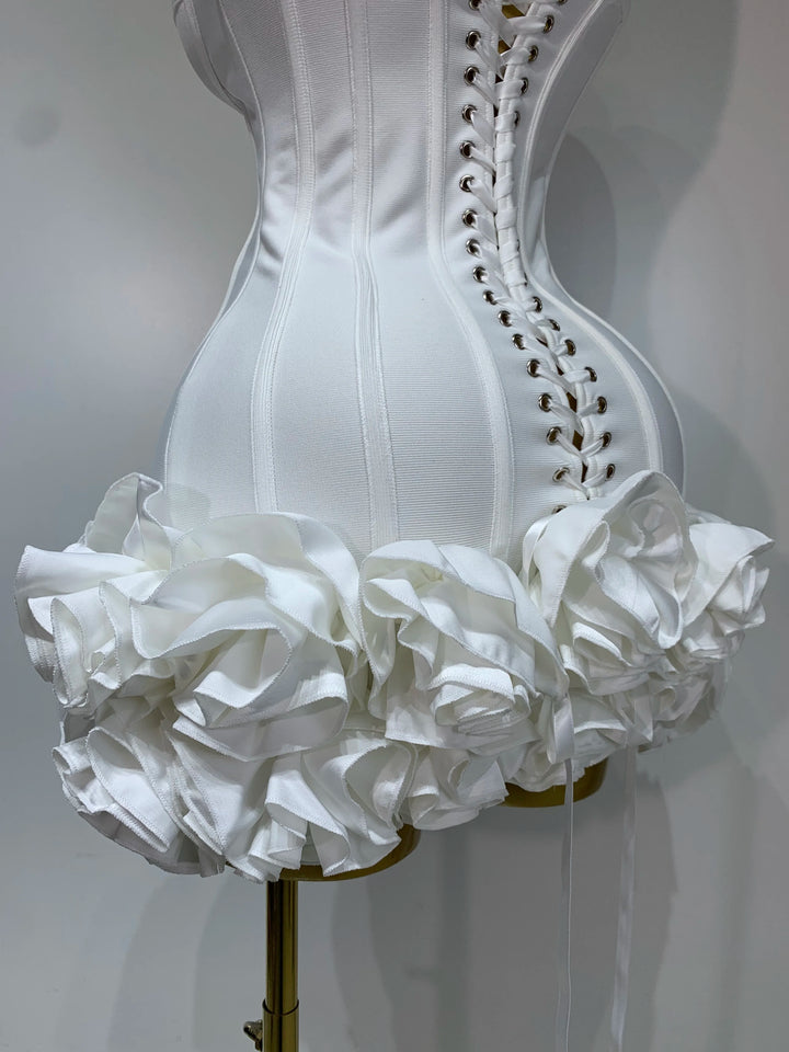 Exquisite Strapless Floral Cocktail Dress