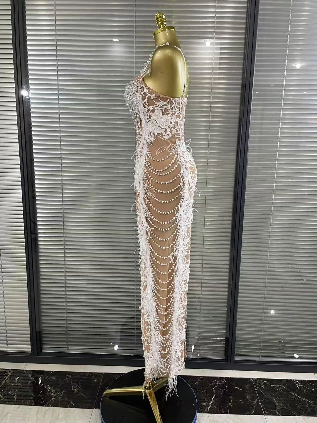 Elegant Beaded Feathers Sleeveless Bodycon Dress