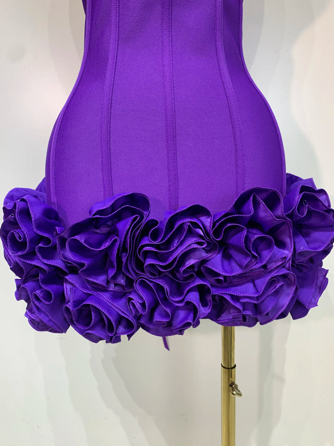 Exquisite Strapless Floral Cocktail Dress
