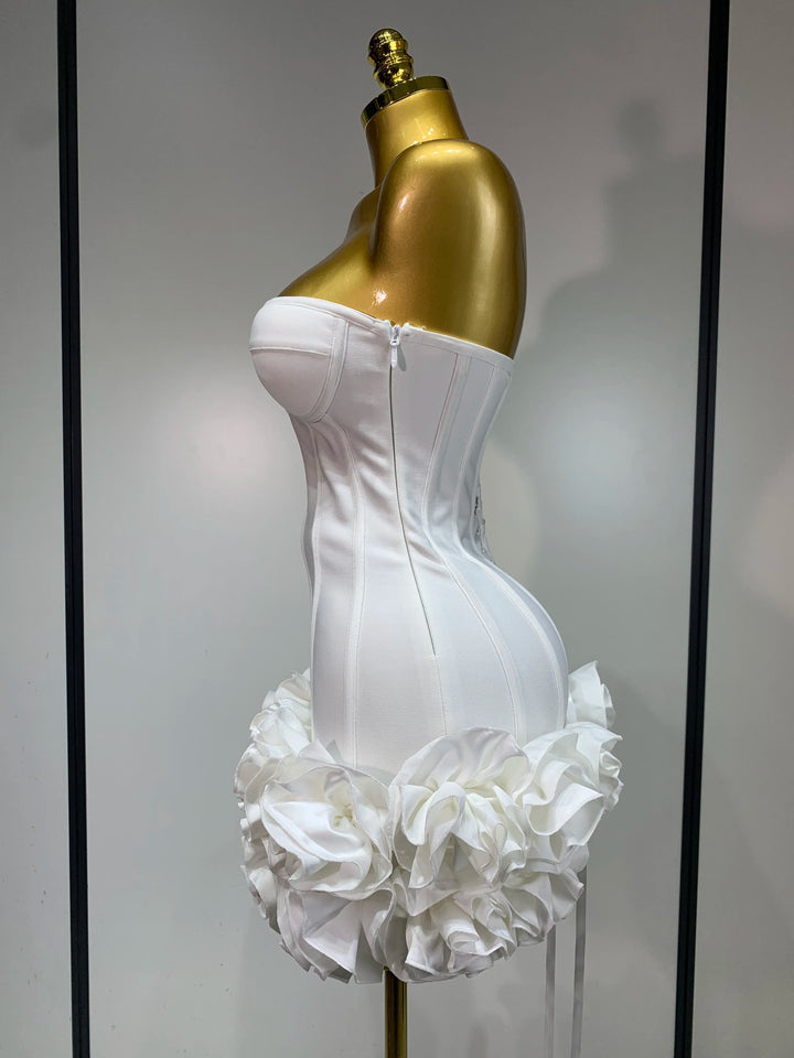 Exquisite Strapless Floral Cocktail Dress