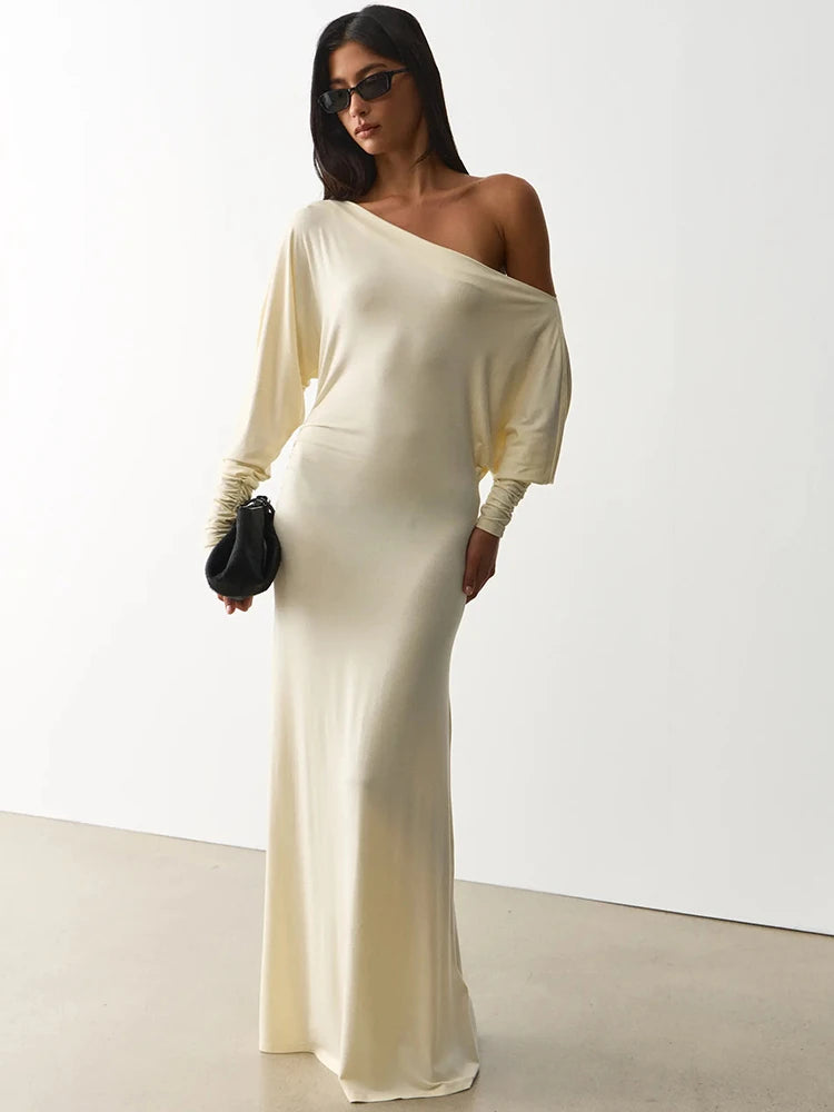 Elegant Women Off Shoulder Maxi Dress For Stunning Weddings