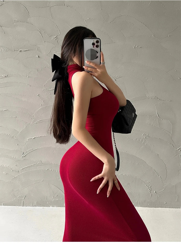 Jeyongzoo Women Exclusive Red Turtleneck Knit Midi