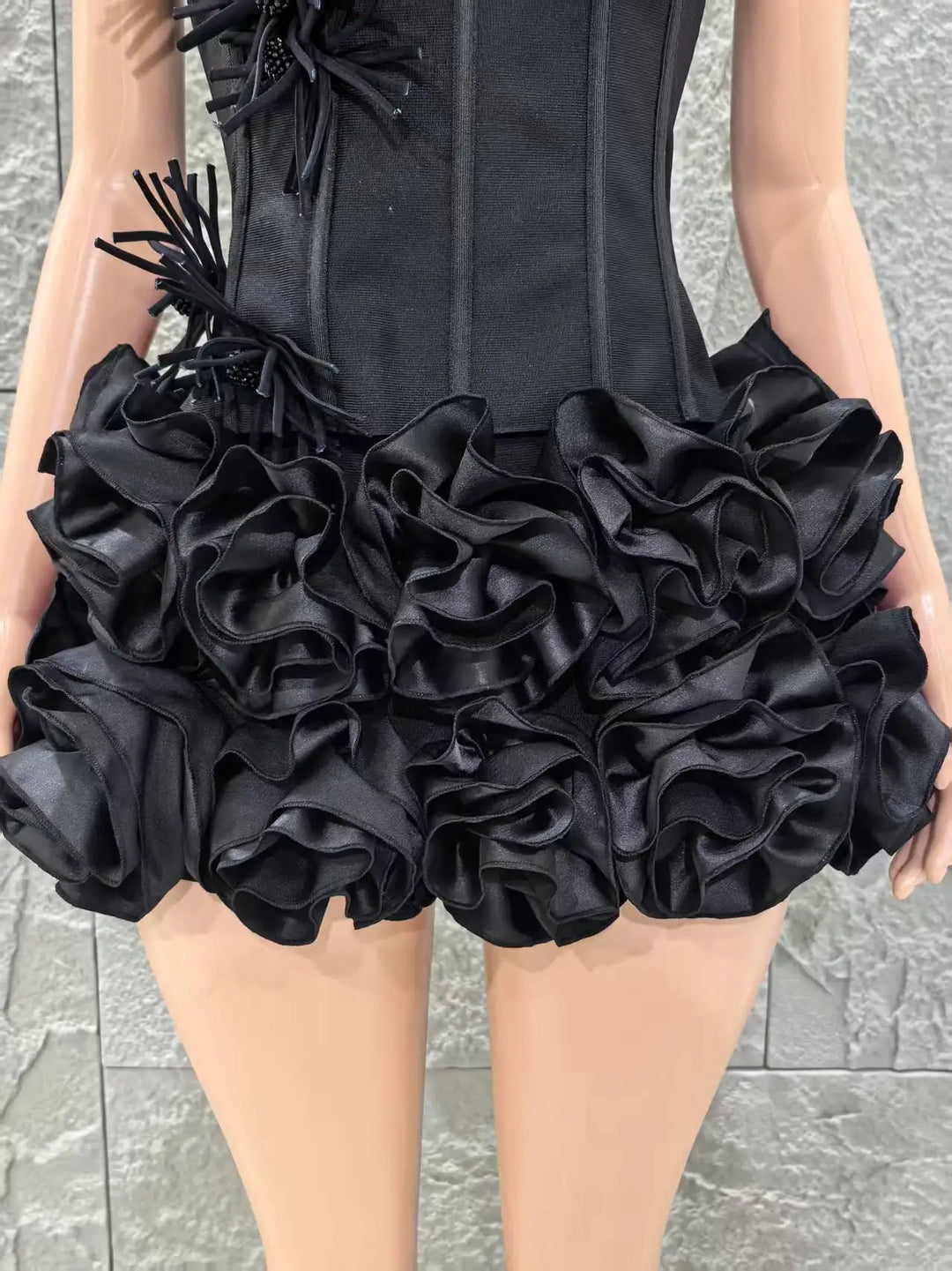 XEVMONI Black Signature Strapless Sexy Club Dress