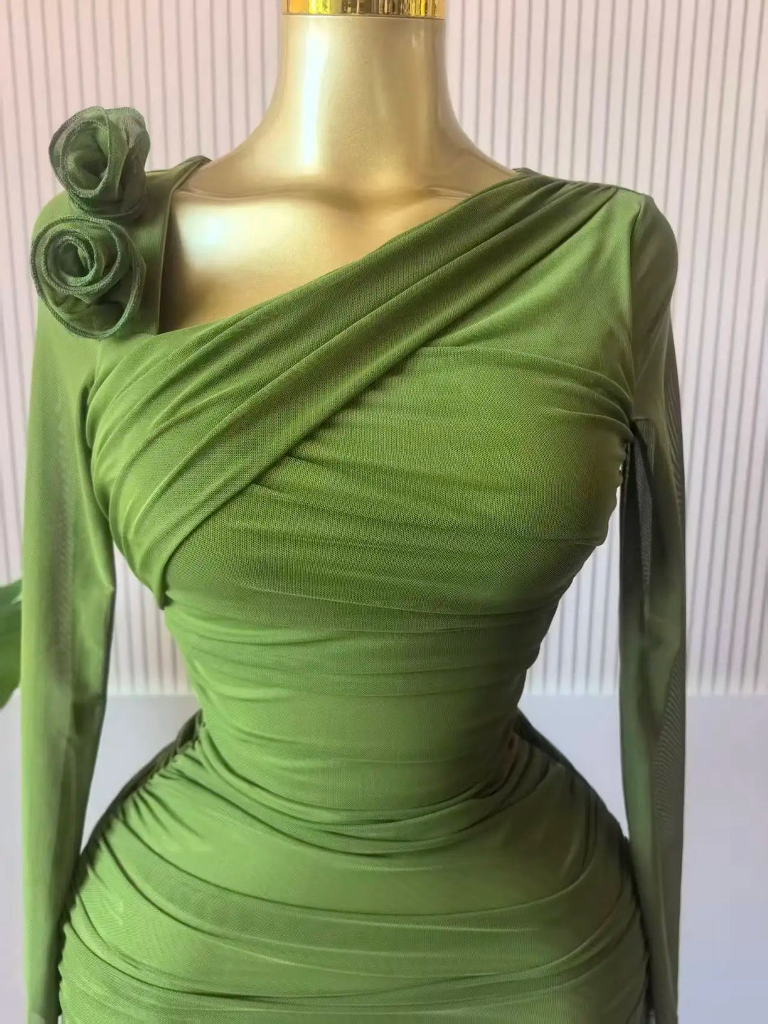 Signature Floral Ruched Midi Dress With Elegant