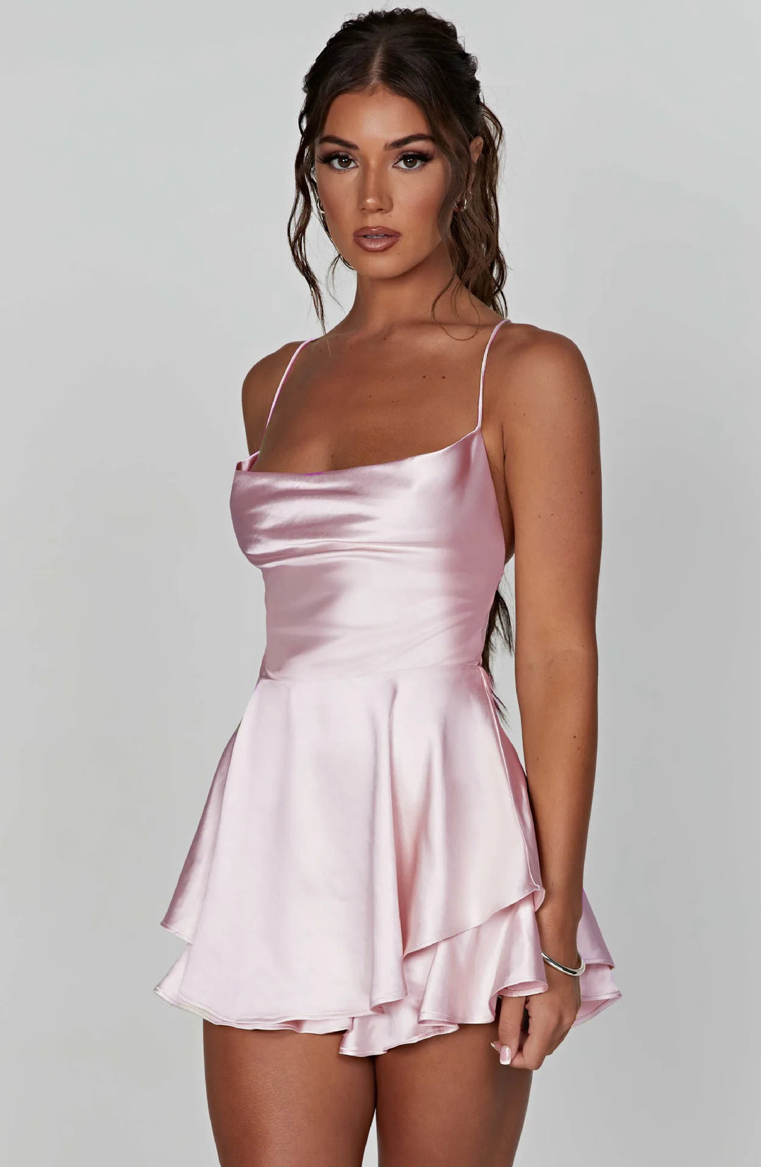Exquisite Backless Mini Dress With Slim Fit