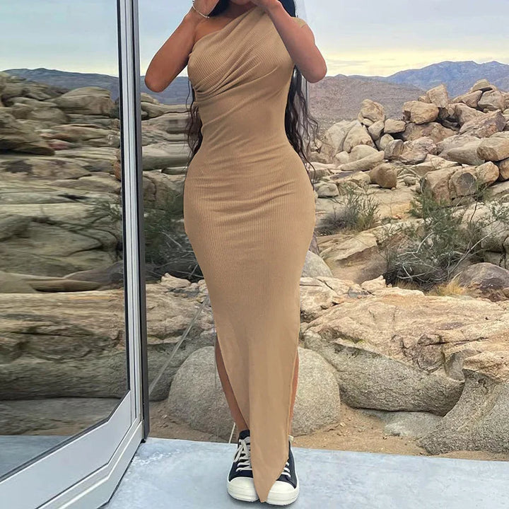 Youthful Y2K Backless Long Dress With Sleek Slit