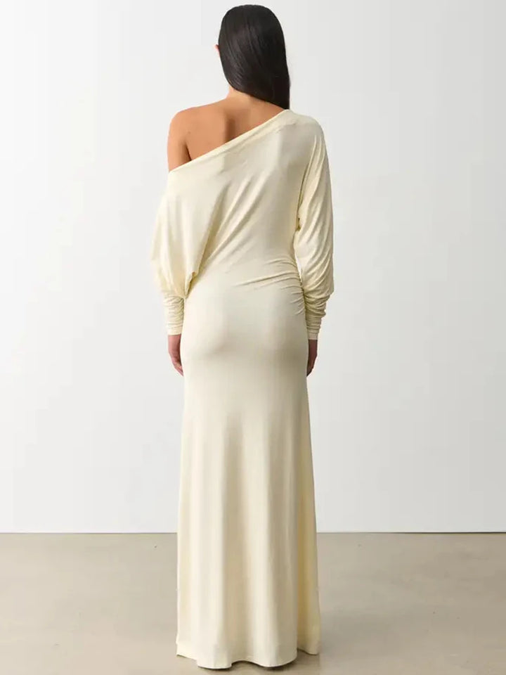Elegant Women Off Shoulder Maxi Dress For Stunning Weddings