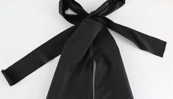 Luxurious Black Halter Maxi Dress For Evening