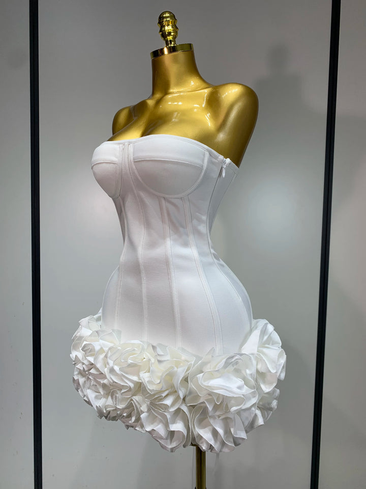 Exquisite Strapless Floral Cocktail Dress