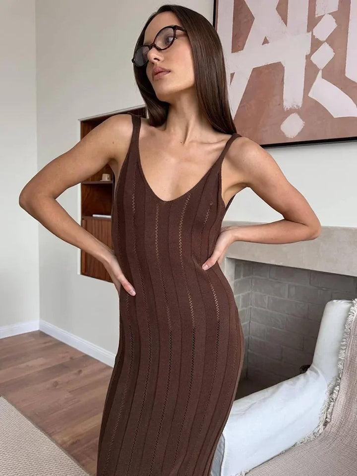 Elegant Knit Backless Maxi For Warm Vacations