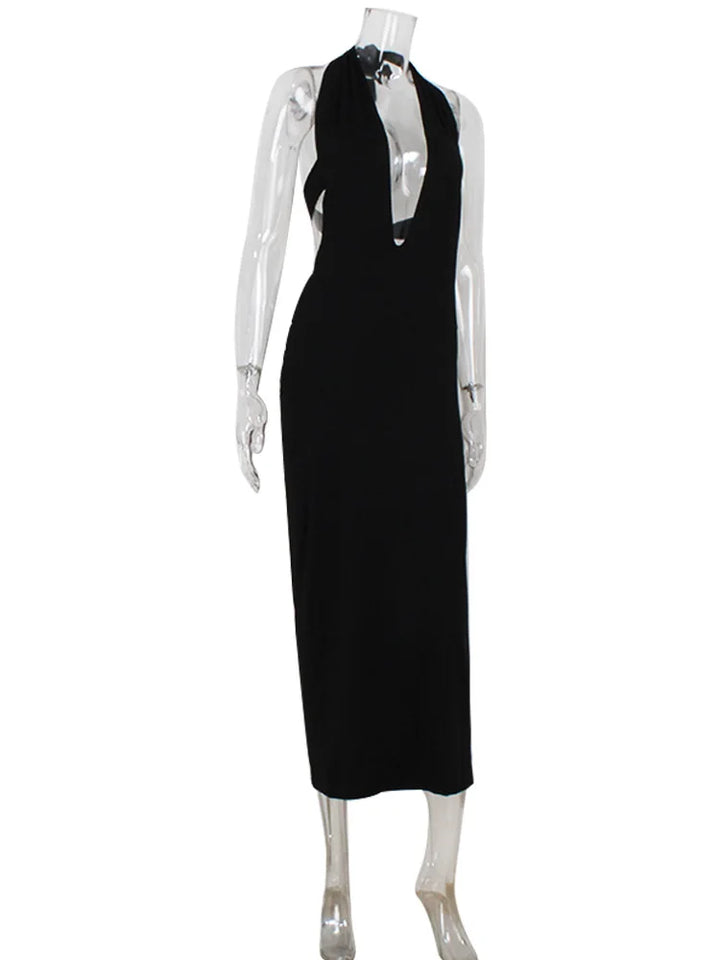 Luxurious Black Halter Maxi Dress For Evening