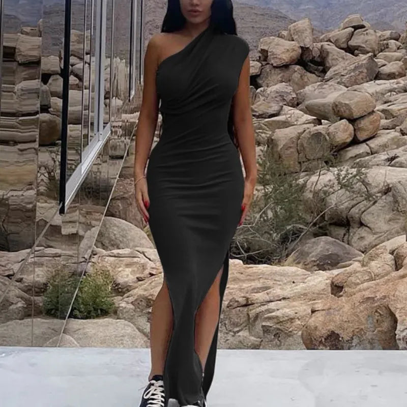 Youthful Y2K Backless Long Dress With Sleek Slit