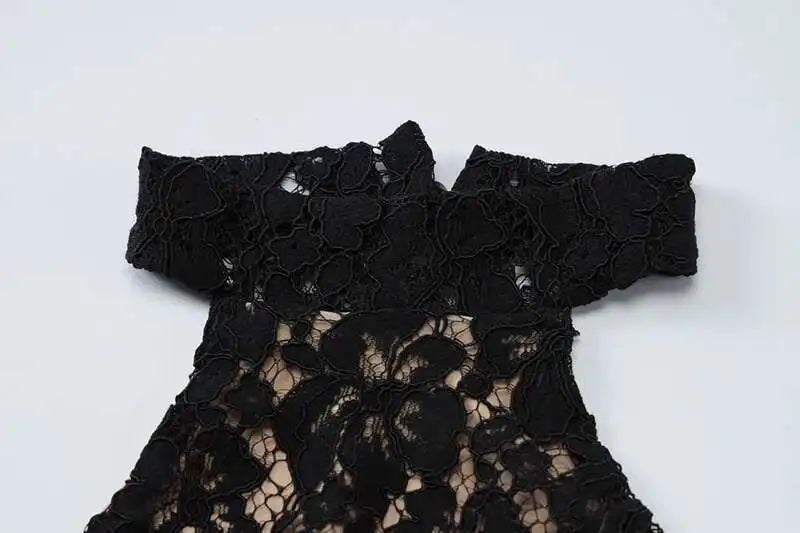 Elegant Black Lace Off Shoulder Evening Gown